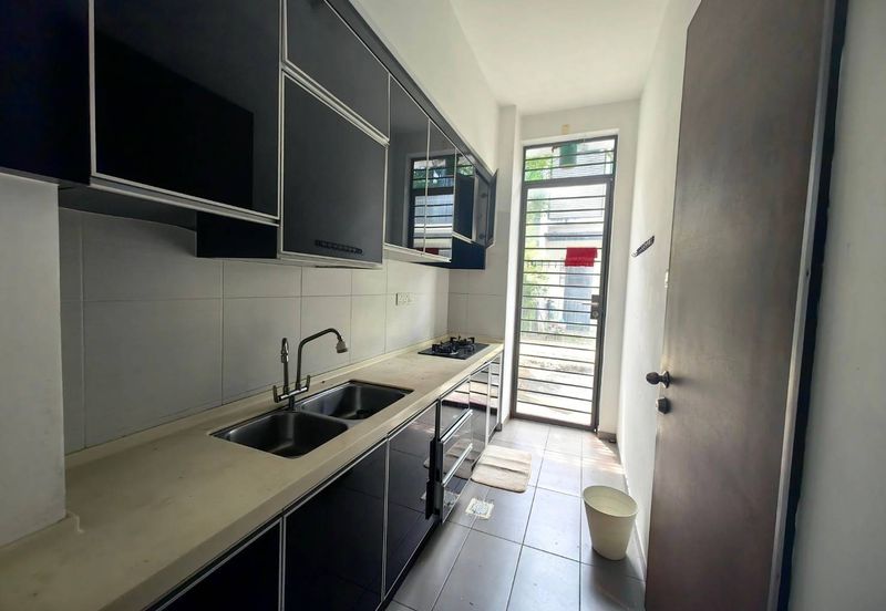 The WaterEdge Residences