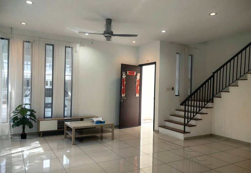 The WaterEdge Residences