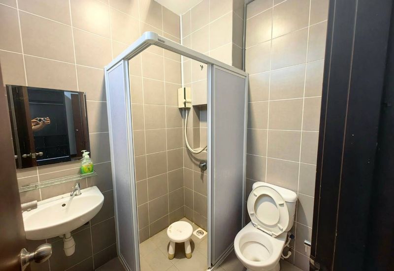 The WaterEdge Residences