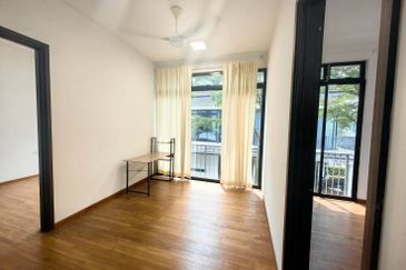 The WaterEdge Residences