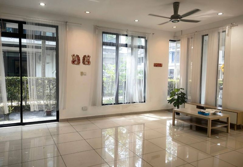 The WaterEdge Residences