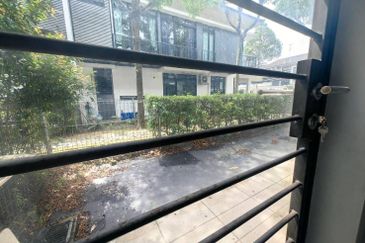 The WaterEdge Residences