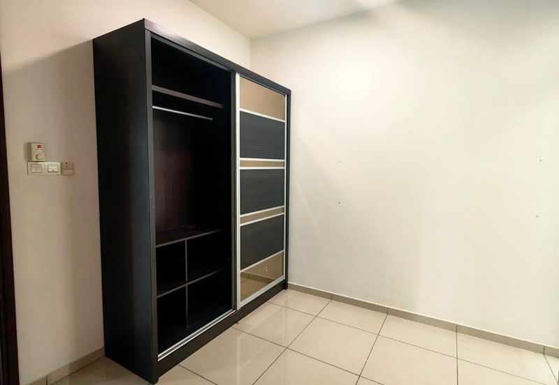 The WaterEdge Residences