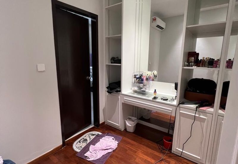 The Canal Garden South, Horizon Hills