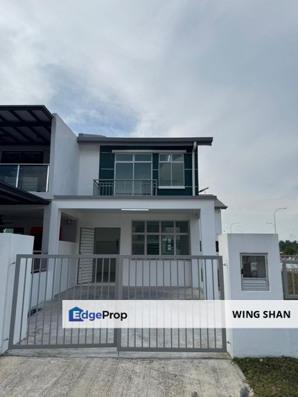 For Rent Taman Pulai Mutiara 2 sty Terrace House Corner lot, Johor, 