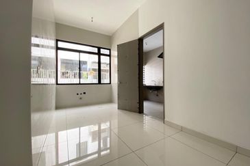 The Canal Garden North, Horizon Hills