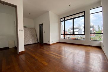 The Canal Garden North, Horizon Hills