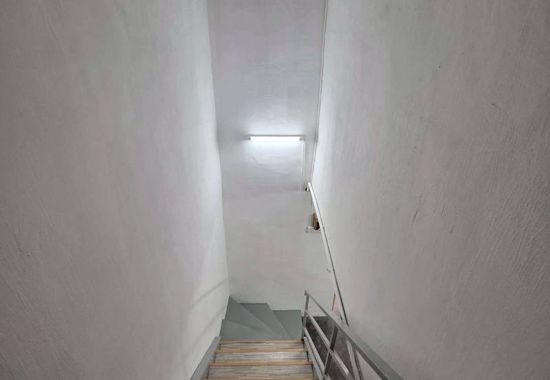 Taman Utama, Pekan Nanas