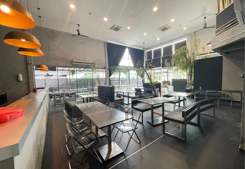 Pusat Perdagangan Danga Utama