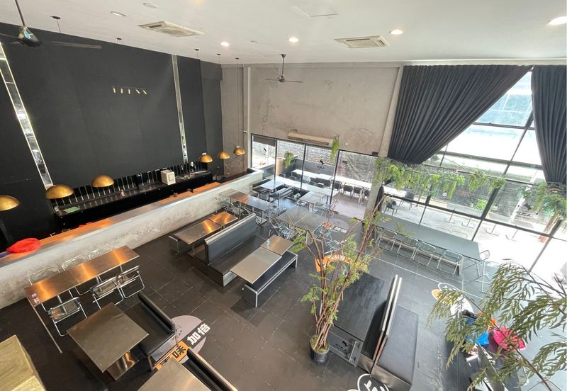 Pusat Perdagangan Danga Utama