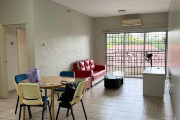 Prima Regency (Dorchester Court)