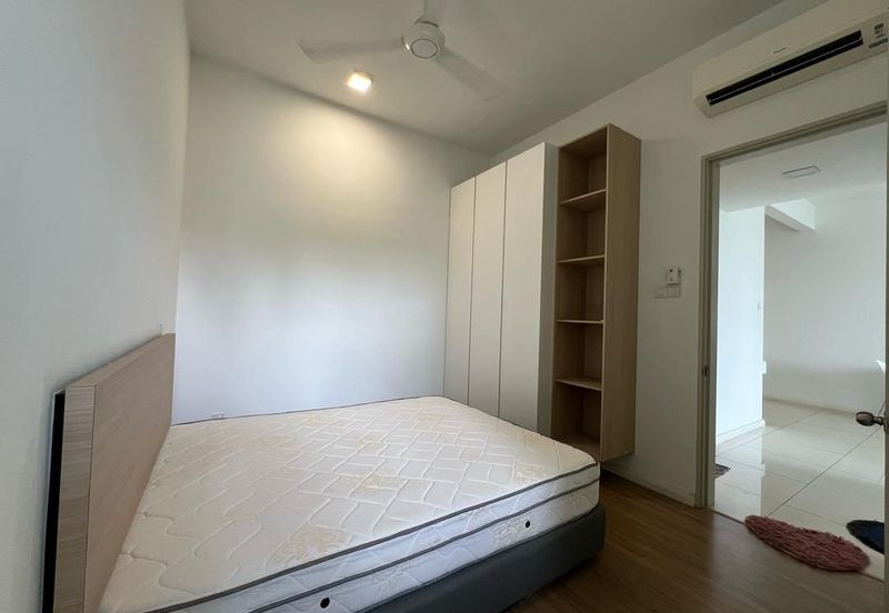 The WaterEdge Residences