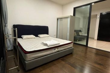 Almas Suites @ Puteri Harbour