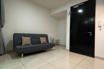 Almas Suites @ Puteri Harbour