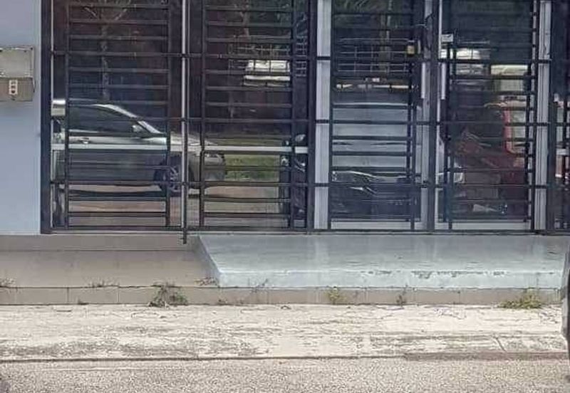 Jalan Persisiran Laman Setia, Taman Laman Setia