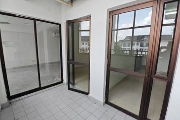 Polo Park Resort Condominium @ Taman Iskandar