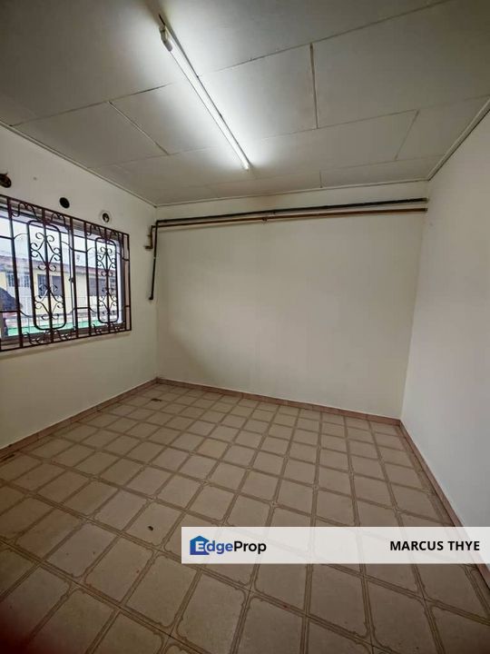 Taman Cempaka, Johor, Johor Bahru