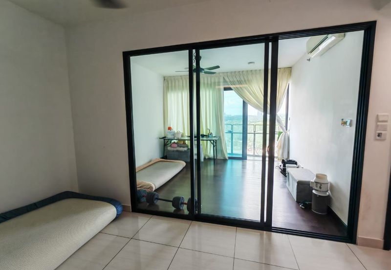 Almas Suites @ Puteri Harbour