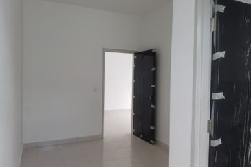 Erica @ Meridin East