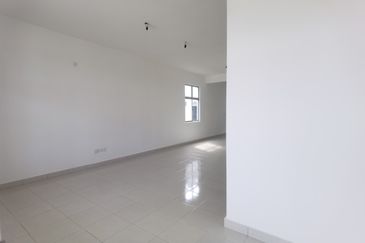 Erica @ Meridin East