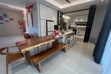 The Canal Garden South, Horizon Hills