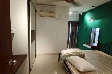 Bangunan Duta Impian (The Embassy Suites)