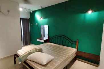 Bangunan Duta Impian (The Embassy Suites)