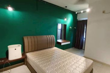 Bangunan Duta Impian (The Embassy Suites)