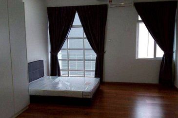 Nusa Heights (Nusa Puncak)