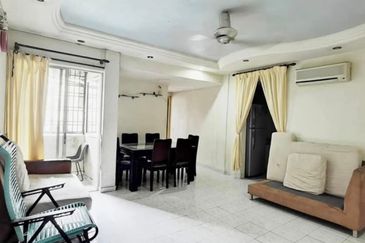 Sri Intan (Bandar Seri Alam)