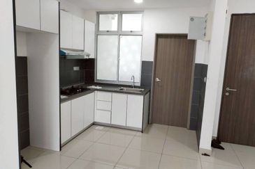 SKS Habitat Apartment, Larkin