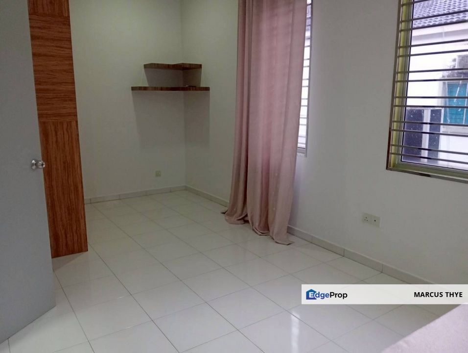 Taman Setia Tropika, Johor, Setia Tropika