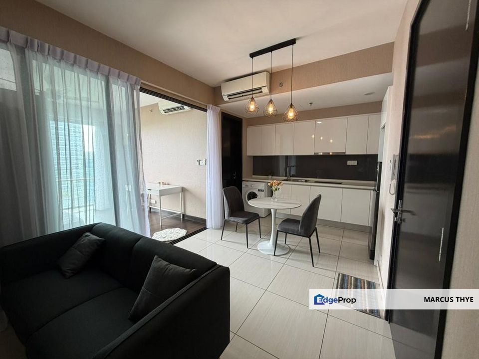 Almas Suites, Johor, 