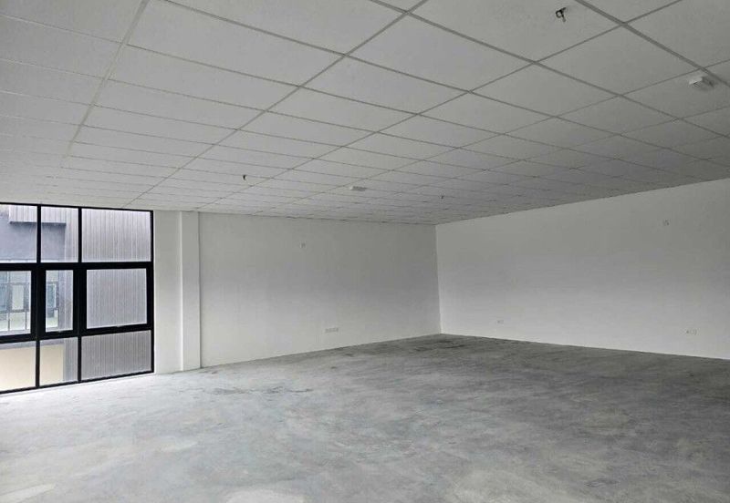 I8 Industrial Park @ Bukit Raja for rent. Many units on hands.