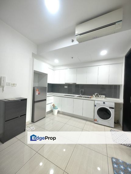 Almas Suites Fully Furnish 1 bedroom RM1700, Johor, 