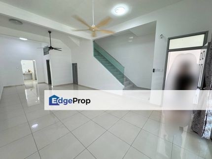 Kangkar Pulai double storey for rent 4 bedroom, partial furnish, Johor, Kangkar Pulai