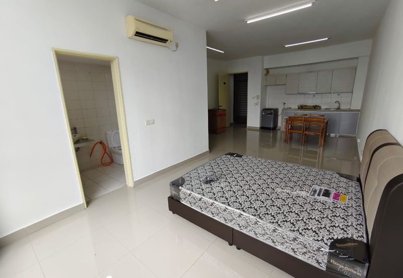 Dedaun Hijau (Greenfield Regency)