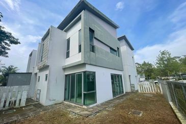 Sunway Lenang Heights