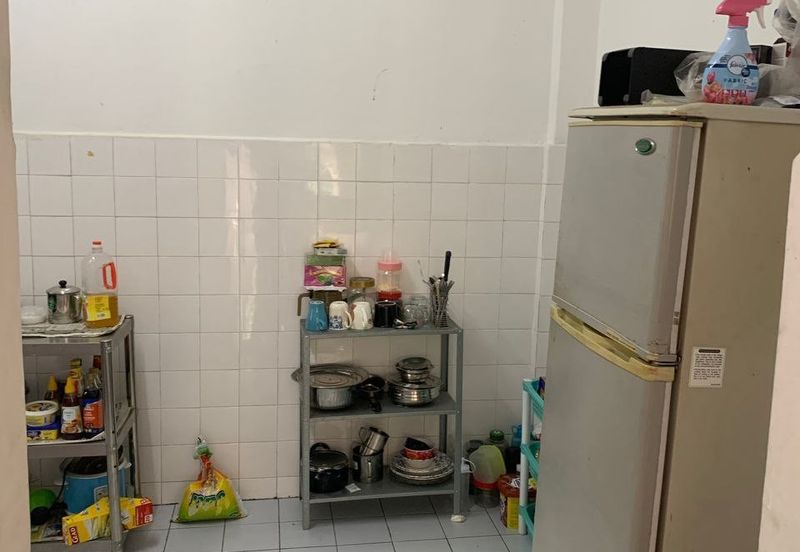 Ria 1 Apartment, Taman Megah Ria