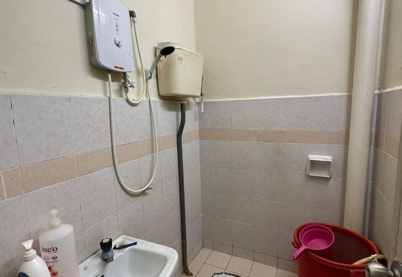 Ria 1 Apartment, Taman Megah Ria