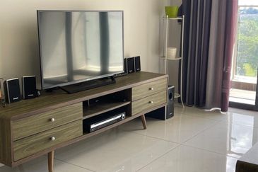 Baypoint @ Country Garden Danga Bay