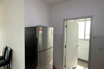 Meridin Bayvue Apartment