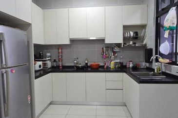 Twin Tower Residence