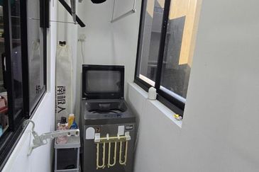 Twin Tower Residence