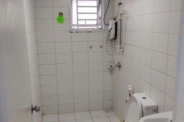 Dedaun Hijau (Greenfield Regency)