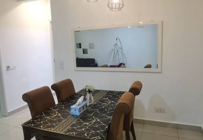 Dedaun Hijau (Greenfield Regency)