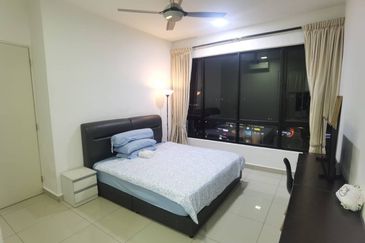 Dedaun Hijau (Greenfield Regency)