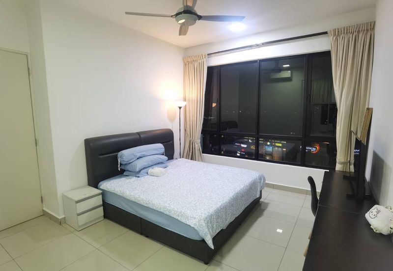 Dedaun Hijau (Greenfield Regency)