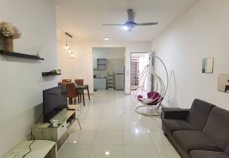 Dedaun Hijau (Greenfield Regency)