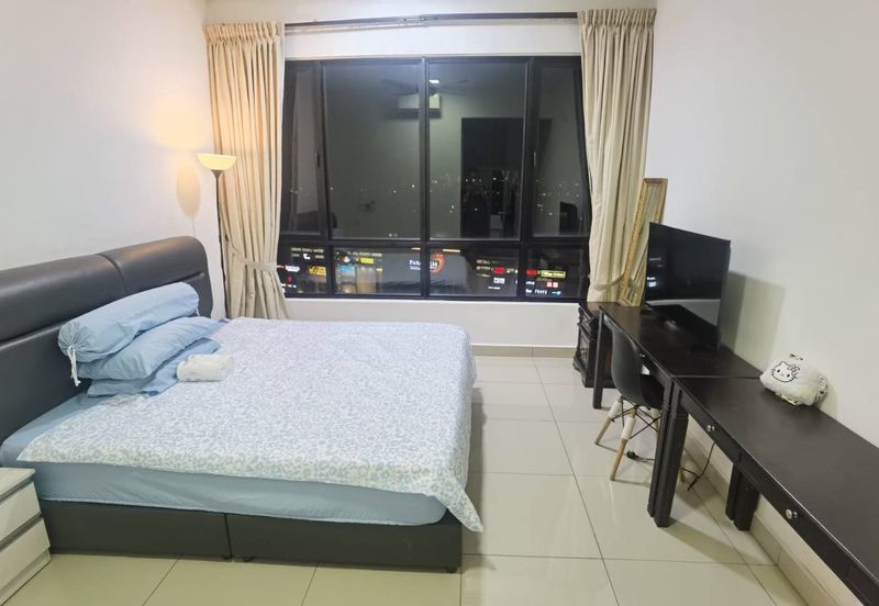 Dedaun Hijau (Greenfield Regency)